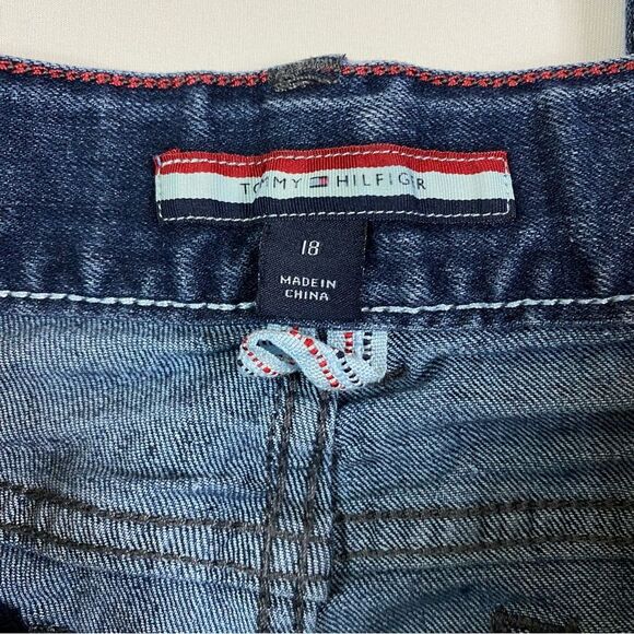 Tommy Hilfiger Revolution Slim Jeans Boy's 18 Medium Wash Denim - Picture 3 of 12